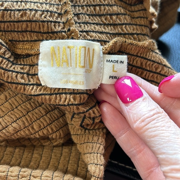 Nation LTD Emmy Smocked Turtleneck Top Cocoa Long Sleeve Ruffle Shirt Fall Sz L - Picture 9 of 13
